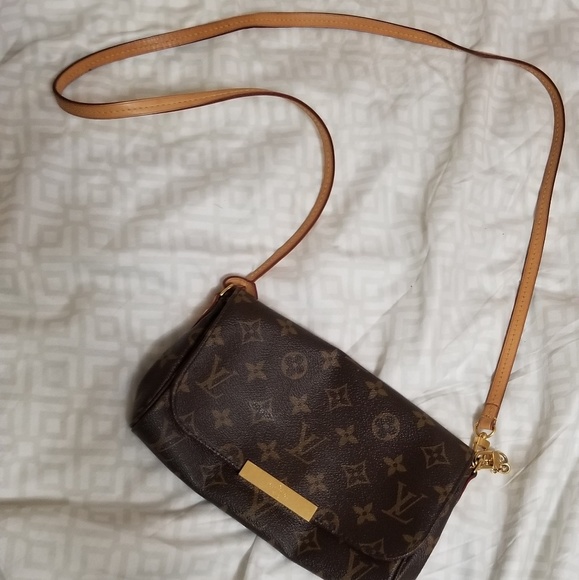 LV Favorite PM - used only a couple of times. comes - Depop